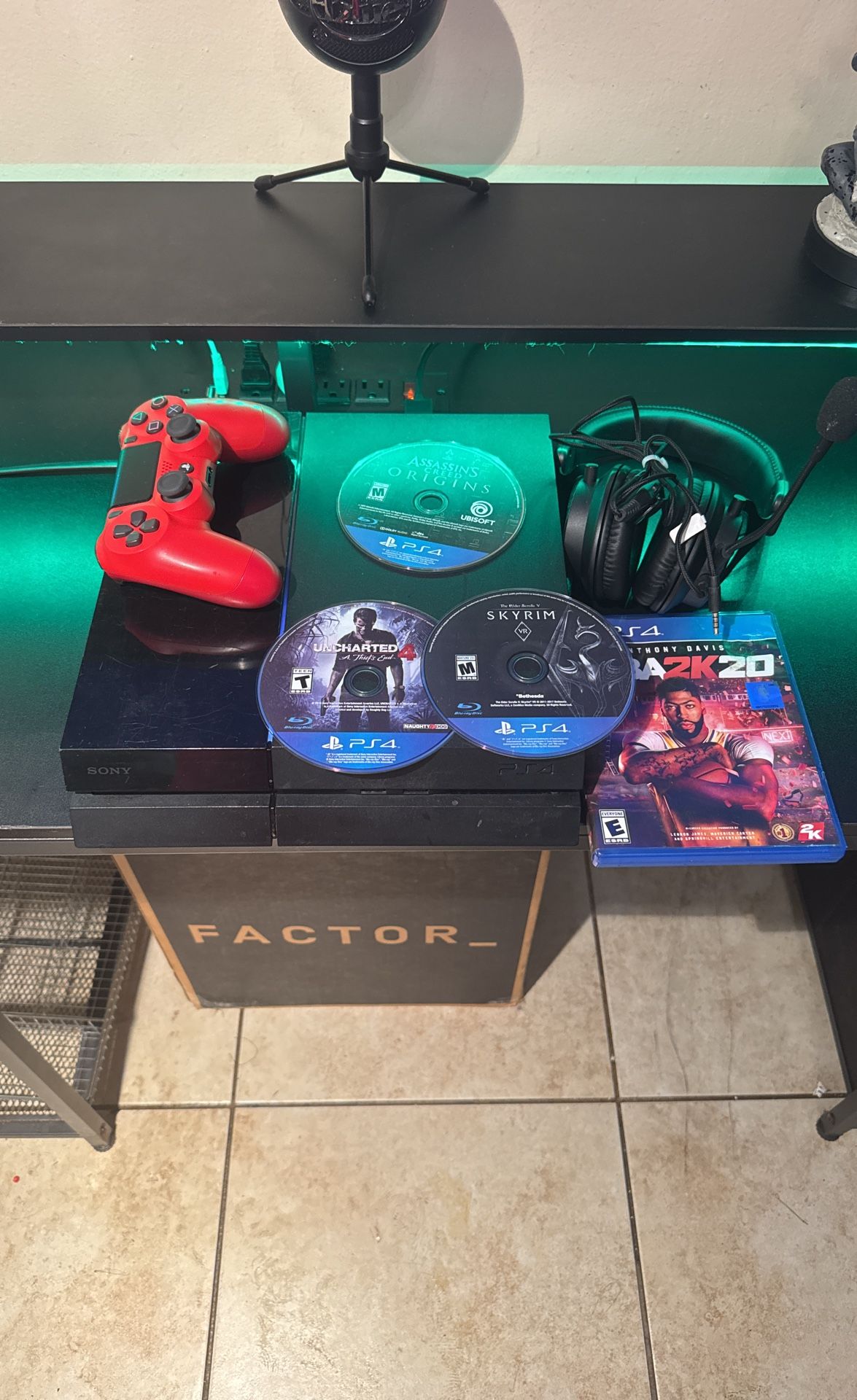 🔥🔥Sony PlayStation 4 Bundle 500Gb🔥🔥