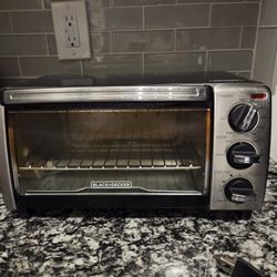 Black + Decker Toaster Oven