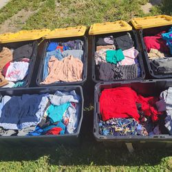 Large Clothing Mixed Lot of 350+ Pieces Men Women Kids Toddlers