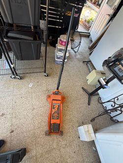 Daytona floor jack