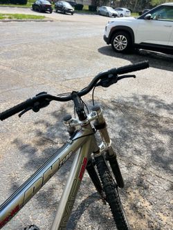 Like new good condition bike