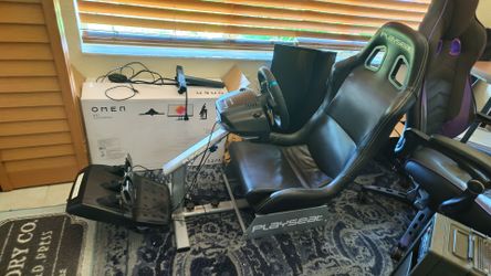 Logitech G29 with PlaySeat