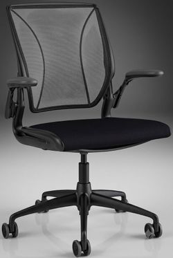 Humanscale Diffrient World Chairs – Floor Models – Only $200 📦 Florida