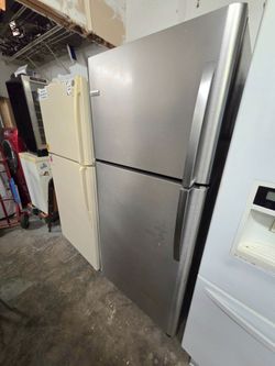 Frigidaire refrigerator ❗ GREAT CONDITION ❗ 30 DAYS GUARANTEE.