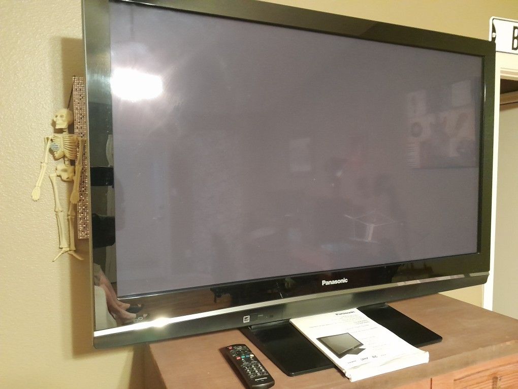 50 Inch Plasma TV With Remote Control