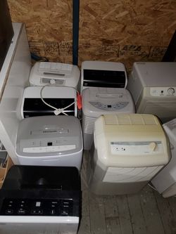 Portable 30 pints dehumidifiers in excellent working condition