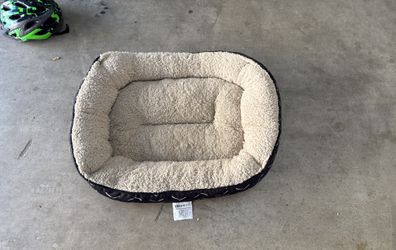 24in Dog Or Cat Bed 