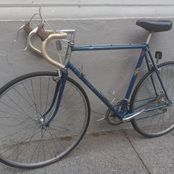 Road bike, 57cm, fits 5'10"~6'0", serviced+ready to ride!
