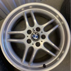 Style 37’s rims 