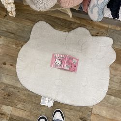 Hello Kitty bath mat