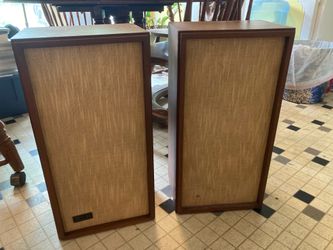 KLH 17 Vintage 60s speakers