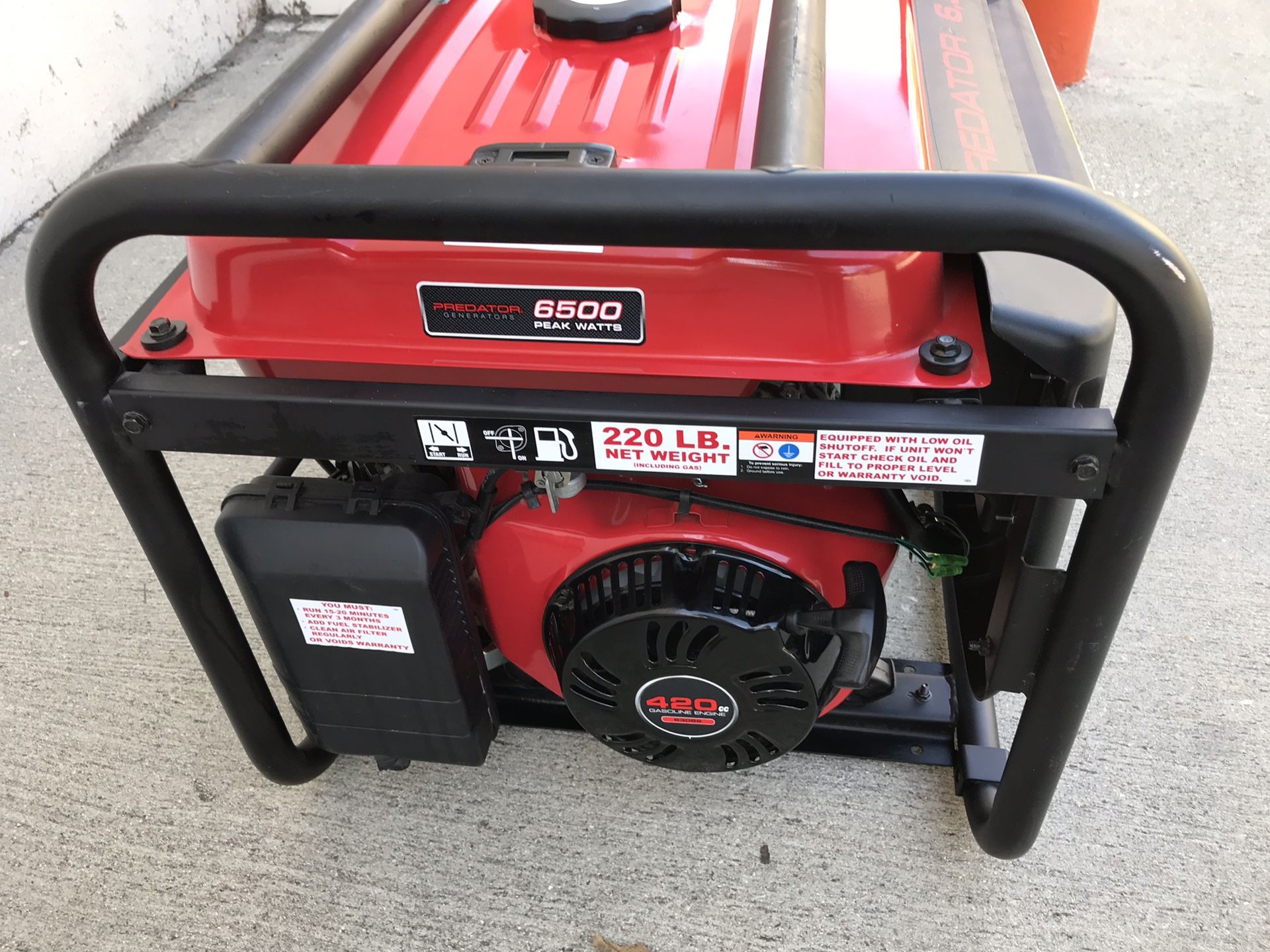 PREDATOR 6500 Max Starting/5500 Running Watts, 8 HP (301cc) Generator