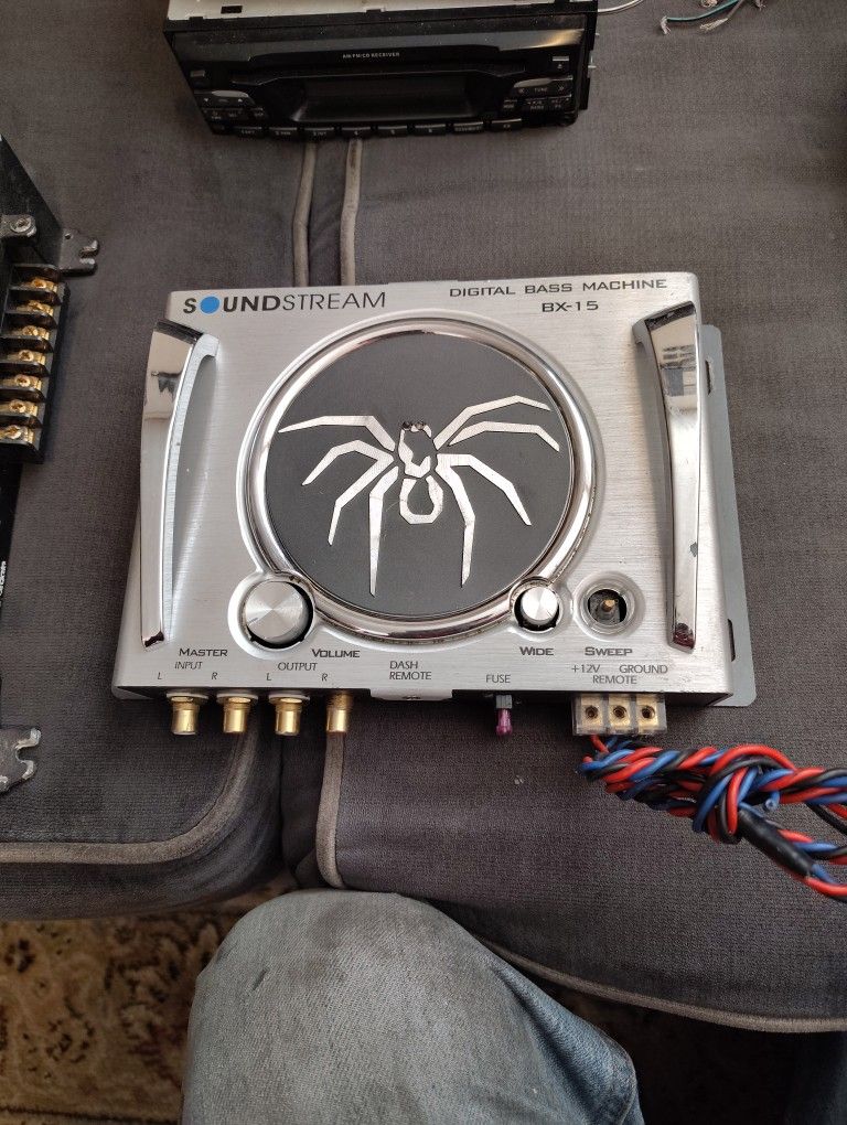 Soundstream Digital Base Machine