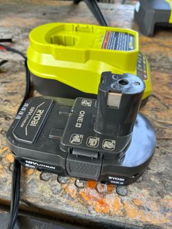 Ryovi 18V battery and charger both