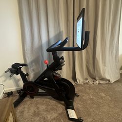 Peloton Bike+