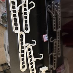 Hanger Accessorie $2 Each