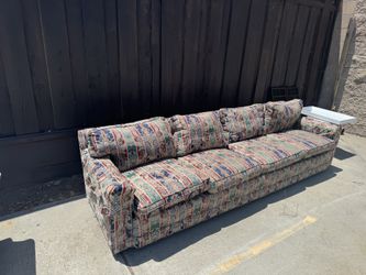Vintage Couch Pickup Only