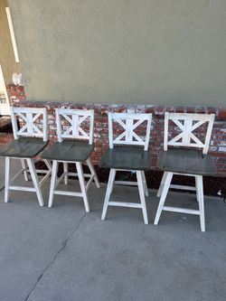 Kitchen counter top chairs