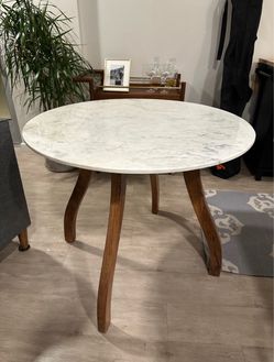 Marble 36” round dining table