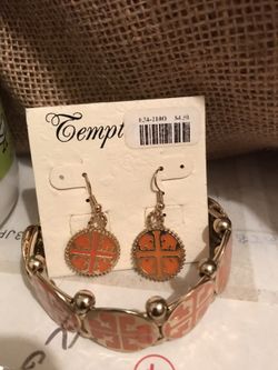 Set. Earrings and bracelet