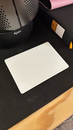 Apple Magic Trackpad 2