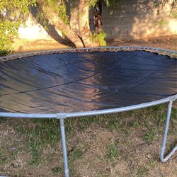 Trampoline Mat 16 Ft