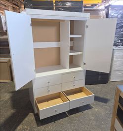 White closet,