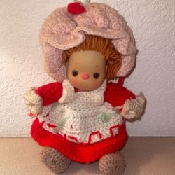 Vintage 1980s Crochet Strawberry Shortcake Ice Cream Doll 10”