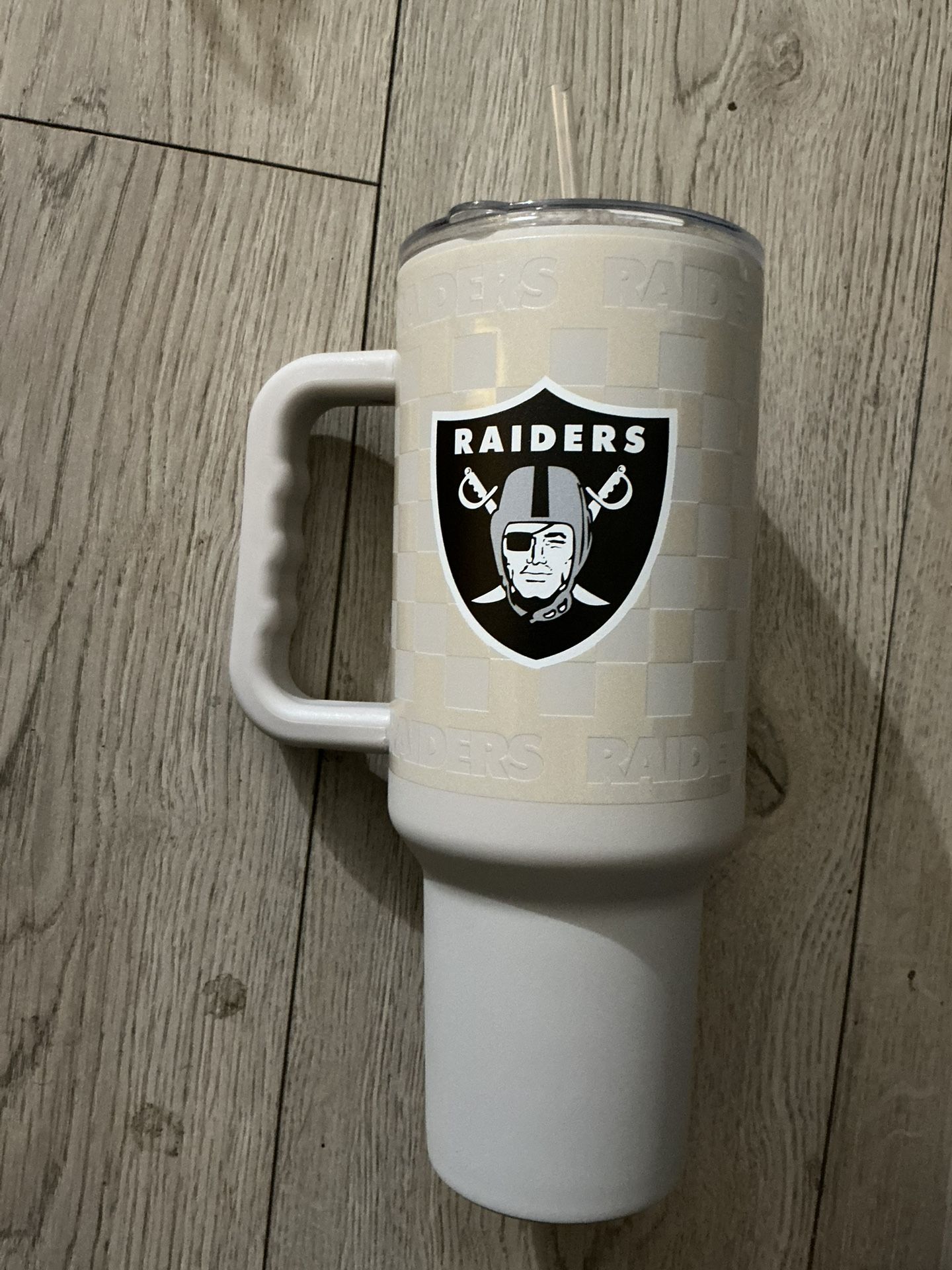 Las Vegas Raiders 40 oz Stainless Steel Insulated Tumbler White &Black