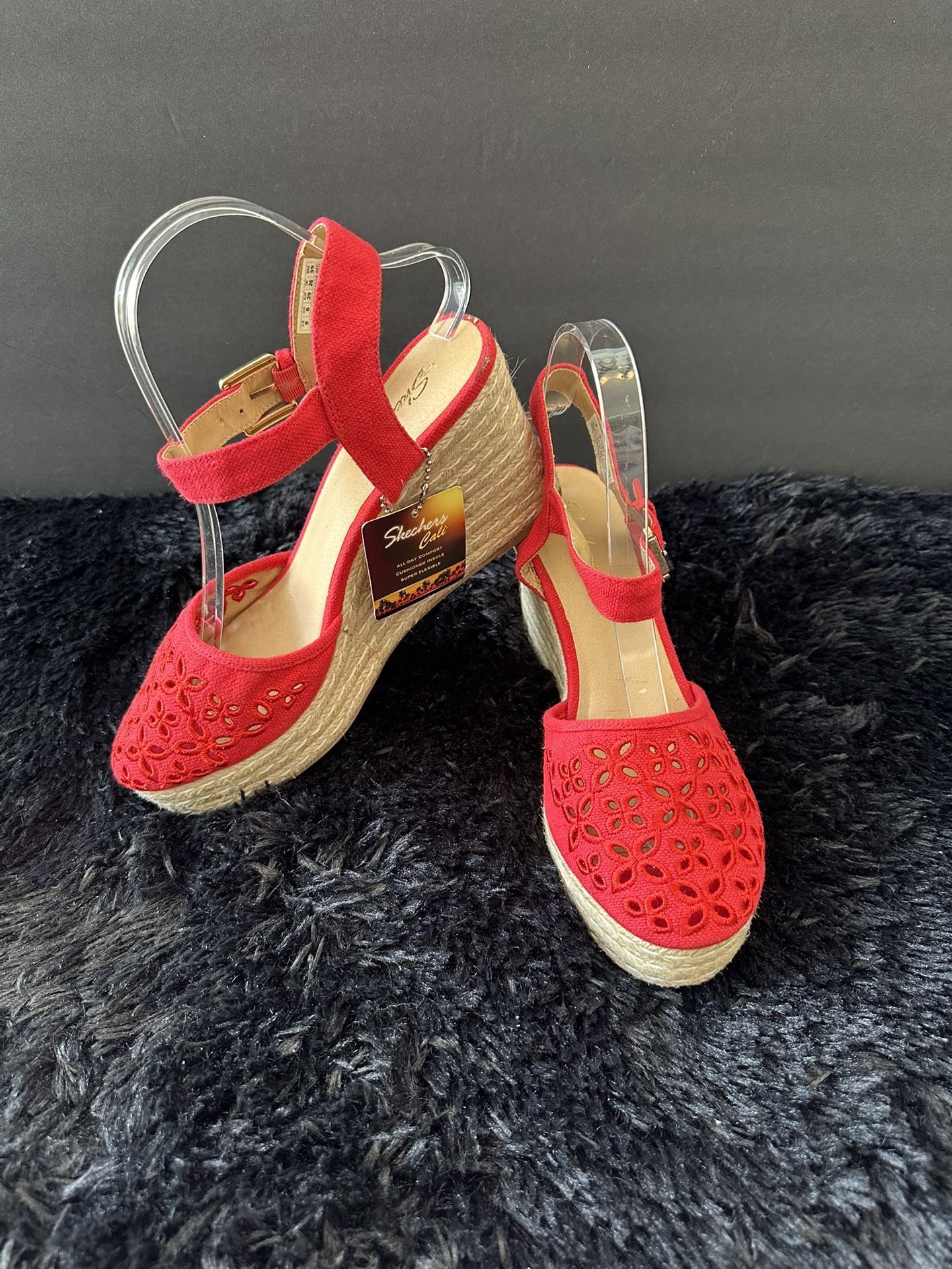 Skechers Women’s Red Wedge Sandals Size 9