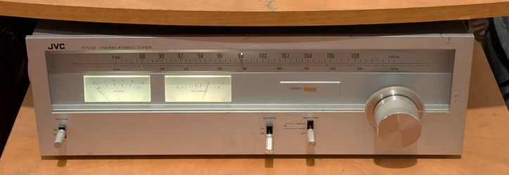 *RARE* JVC JT-V22 Stereo AM/FM Tuner