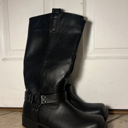 Princess Polly Black Boots 