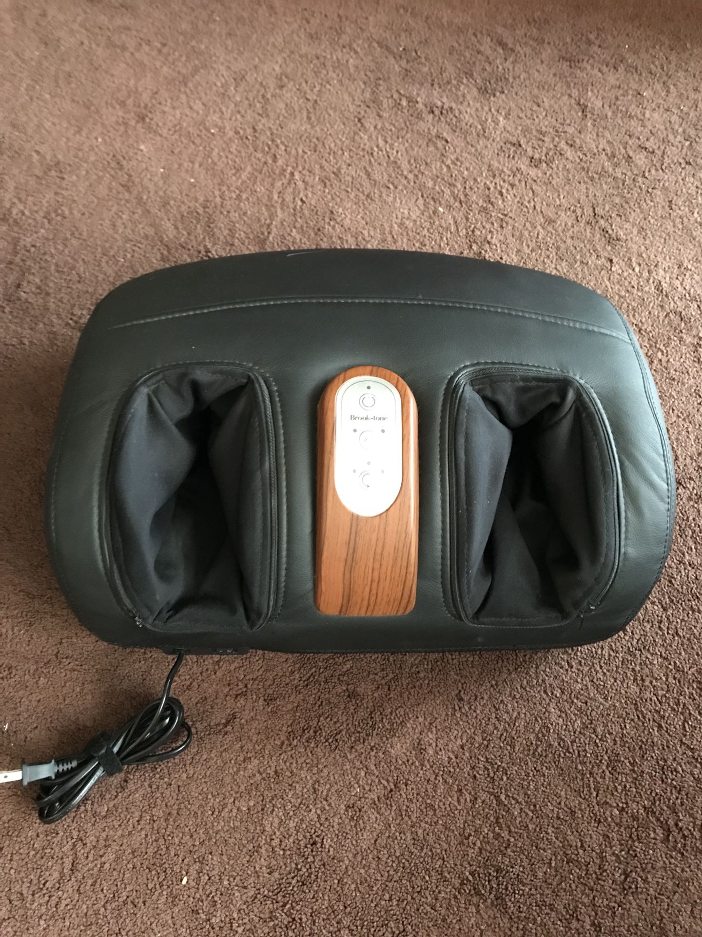 Brookstone i need Shiatsu foot massager for Sale in Hawthorne CA