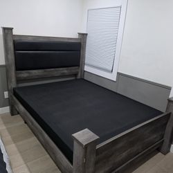 Used Queen Black Baseboard Frame