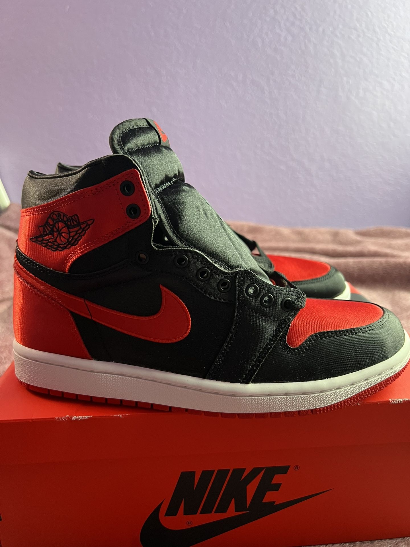 Jordan Retro Hi Satin Bred