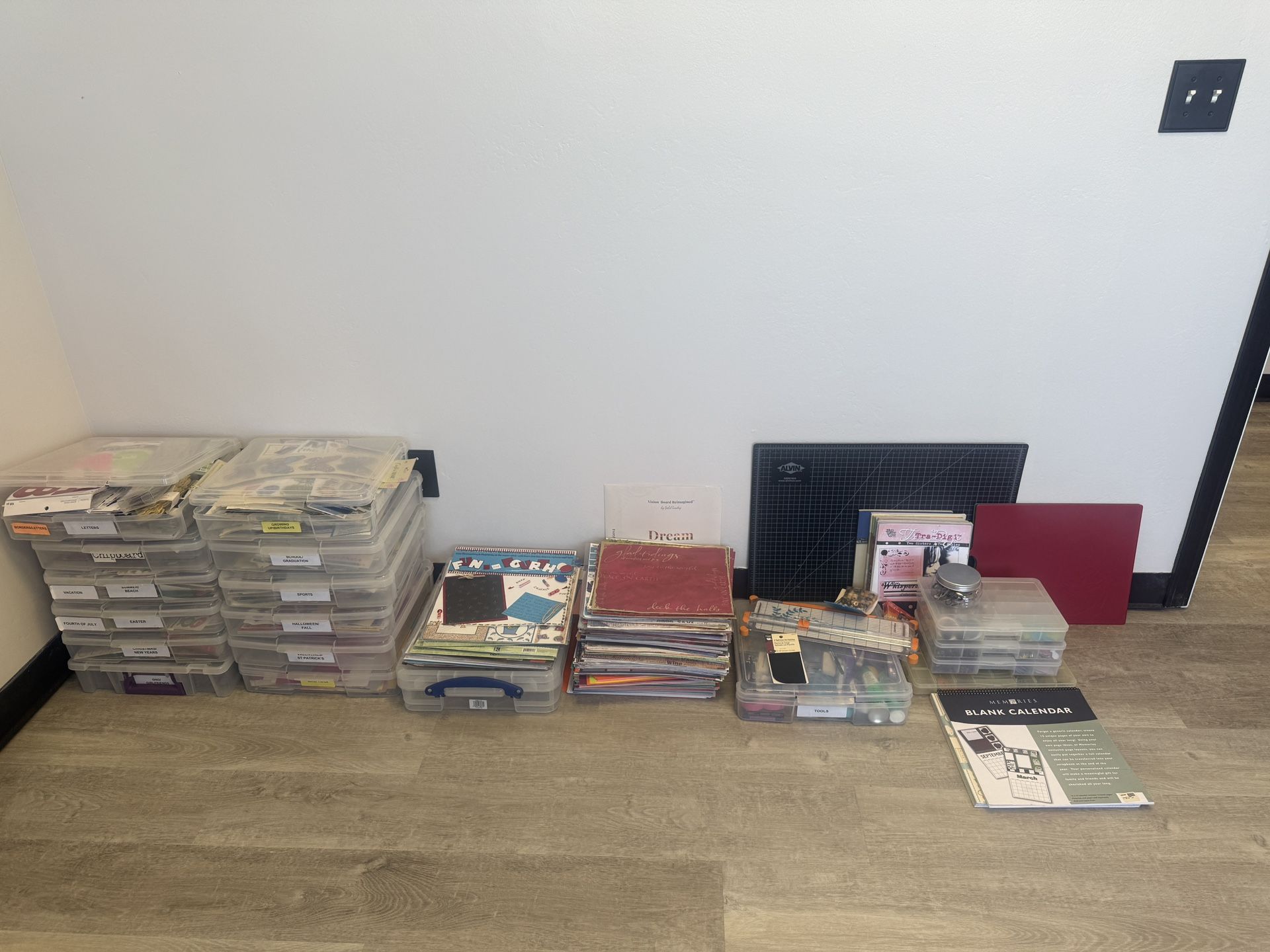 Scrapbook EXTRAVAGANZA!!!