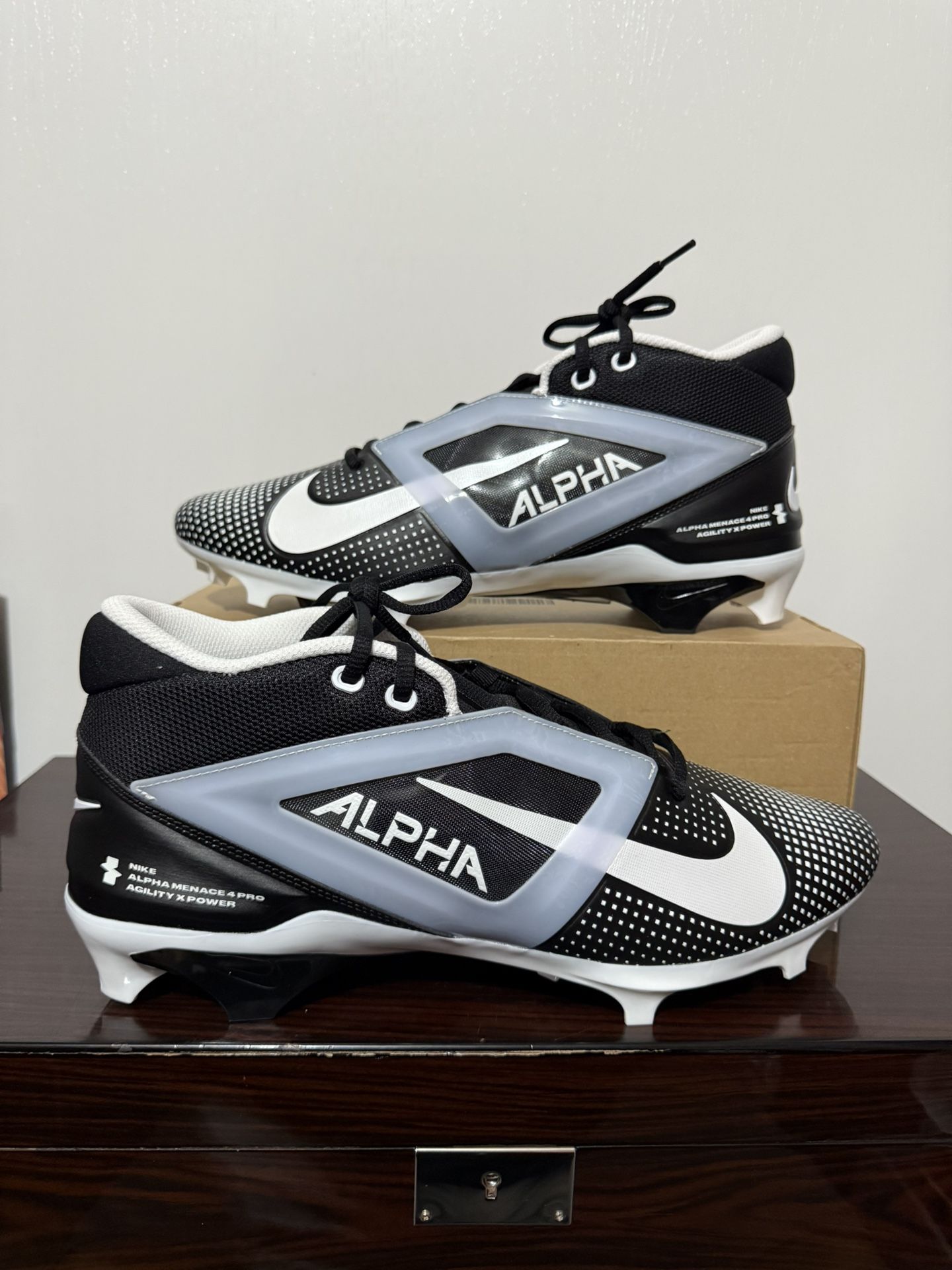 Nike Alpha Menace 4 Pro Football Cleats Black White FZ7702-005 - Men's Size 13