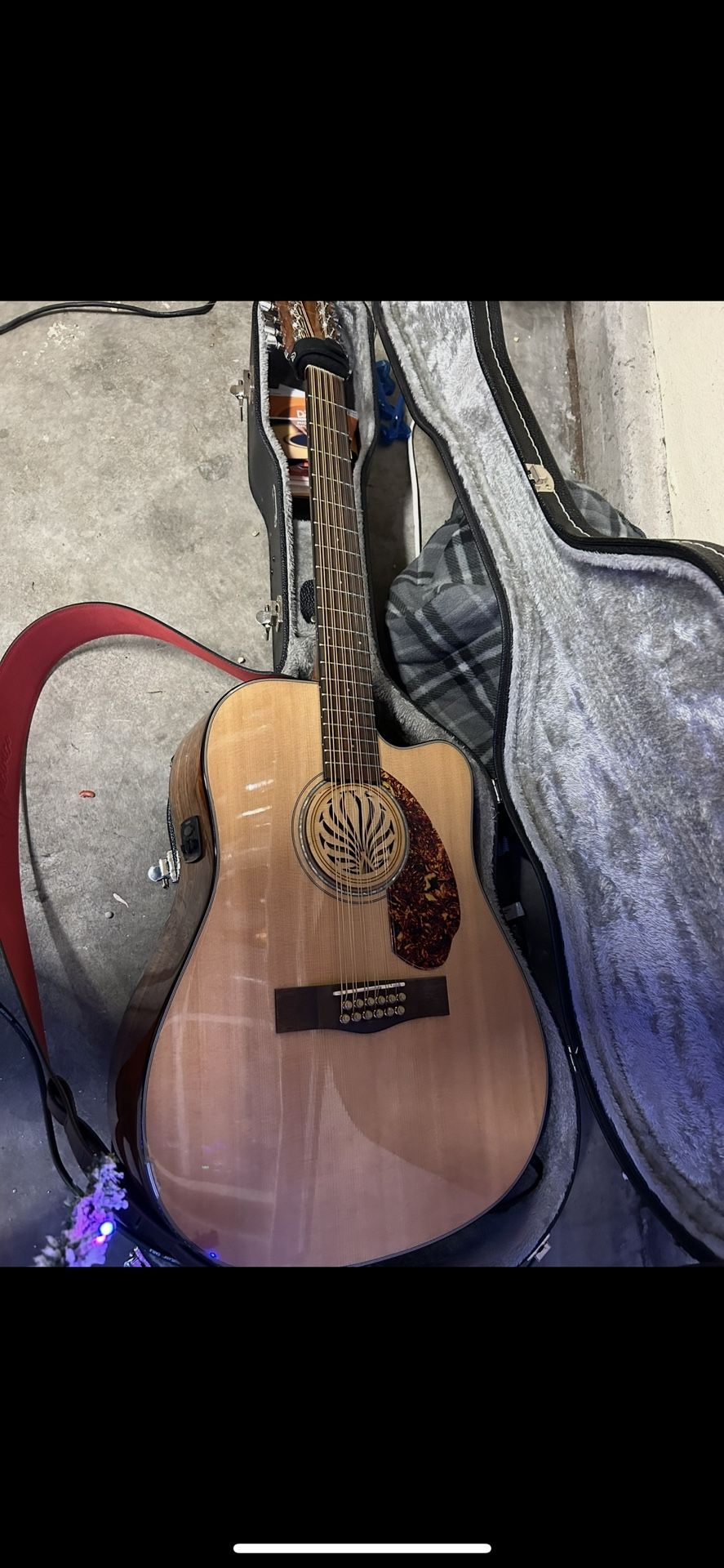 Fender 12 String