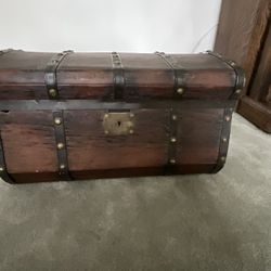 Jenny Lind Trunk late 1860’s