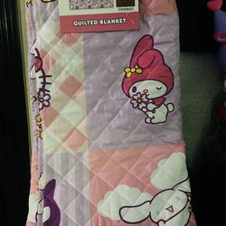 Hello Kitty quilt blanket