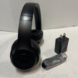 Beats By Dr.Dre SOLO 3 Wireless ON-Ear Bluetooth Headphones -MATTE Black   