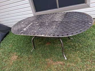Metal outdoor table 6ft - ( yes it's available)