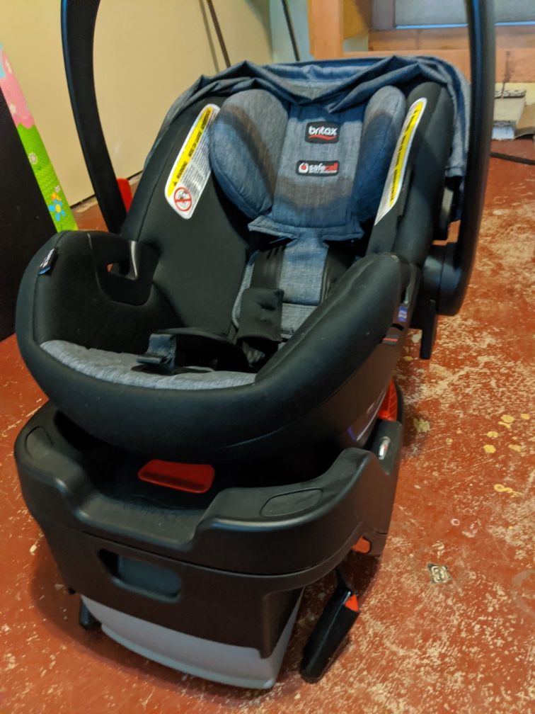 Britax B Safe 35 Infant Car Seat Rear Facing