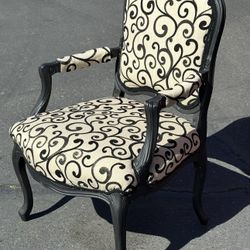 Vintage Chair - French Provincial 