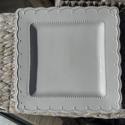 White Porcelain Plates 