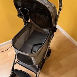 Top paw 4-wheel Pet stroller Ultra Compact ( Almost Like New)  $75