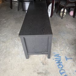 TV stand like new no damage no scratches