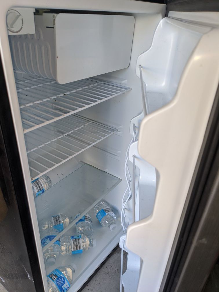 Kenmore Mini fridge
