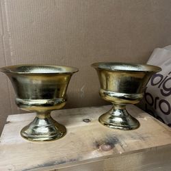 Pair Of Pedestal Bowls - Gold Metal - Traditional 