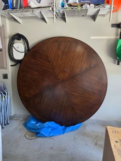 Round table